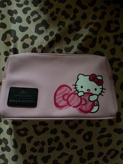 Impressions Hello Kitty Pink Makeup Bag
