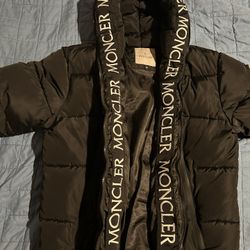 Moncler Puffer Jacket 