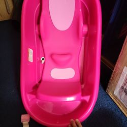 Pick Up Only. Baby Bath Tub