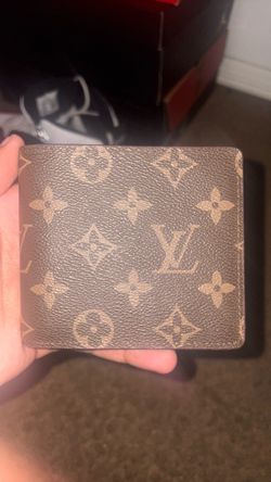Louis Vuiton Multi-Wallet (See Desc.)