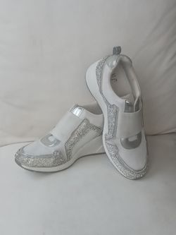 INC. WEDGE HEEL SNEAKERS