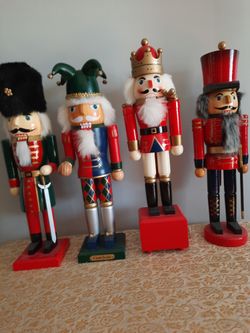 4 NUTCRACERS 15 INCHES TALL.