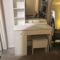 Vanity Table With LED mirror