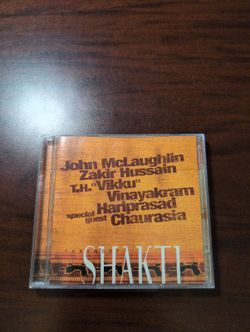 Shakti John McLaughlin Zakir Hussain L Shankar Vikku Vinayakram T H Vinayakram Raghavan CD Album
