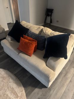 CREAM SOFA (2 pieces)