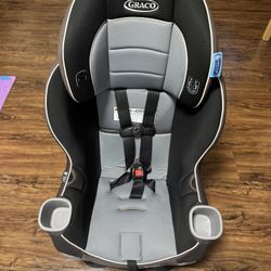 Graco Extended2Fit Car Seat