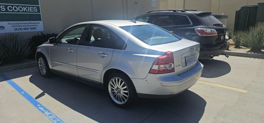 🚗 2007 Volvo S40 Automatic – Great Condition – Clean Title