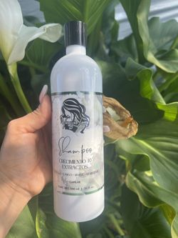 Shampoo ( Evita La Caida Y Acelera Crecimiento )