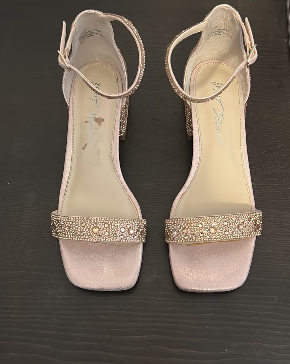 Betsey Johnson Shaye Sandal