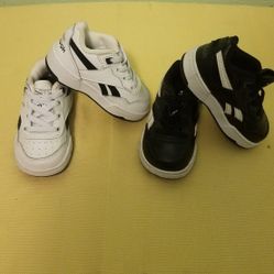Reebok baby shoes size 4