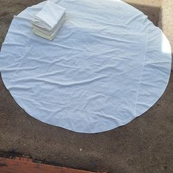 7 manteles Redondos color hueso 7 round tablecloths ivory