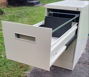 File cabinet. No key