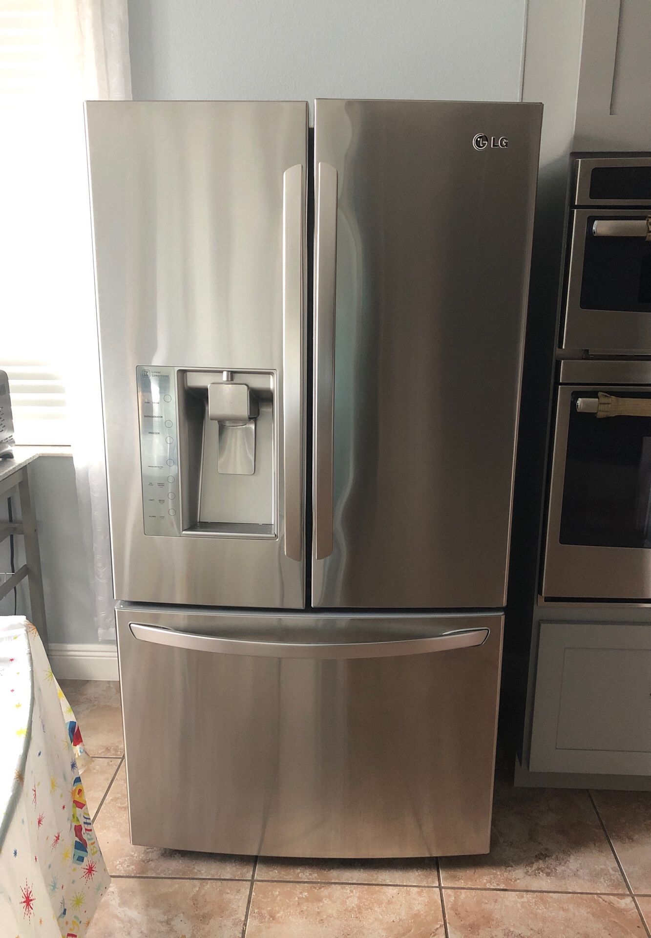 Stainless Steel LG refrigerator 30.7 cui