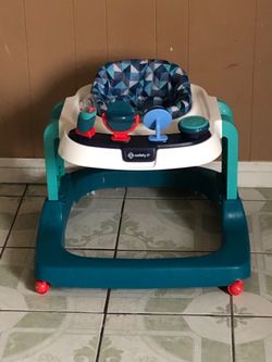 LIKE NEW SAFETY 1ST BABY ACTIVITY WALKER MUSIC LIGHTS AND SONGS WORKS!!!!!!