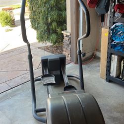 PRECOR ELLIPTICAL Exercise Machine  