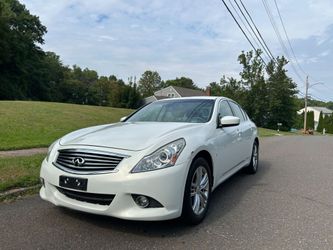 2015 Infiniti Q40