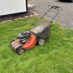 Lawn Mower Husqvarna 21 inch push mower for sale