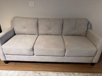 Toupee couch