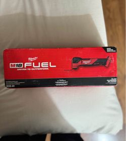Milwaukee M18 FUEL 18V Lithium-Ion Cordless Brushless Oscillating Multi-Tool (Tool-Only)