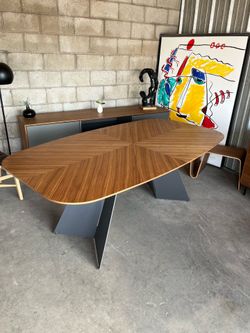 ✨ Walnut 79” Dining Table ✨ ($10 delivery )