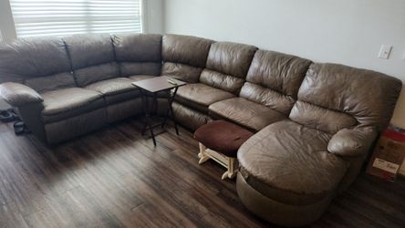 $200  Sectional for sell or Best Offer