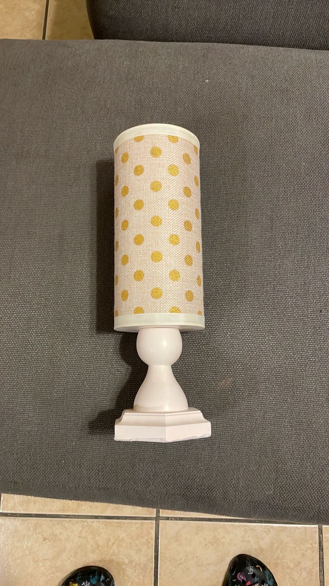 Free kids head band Hair stand