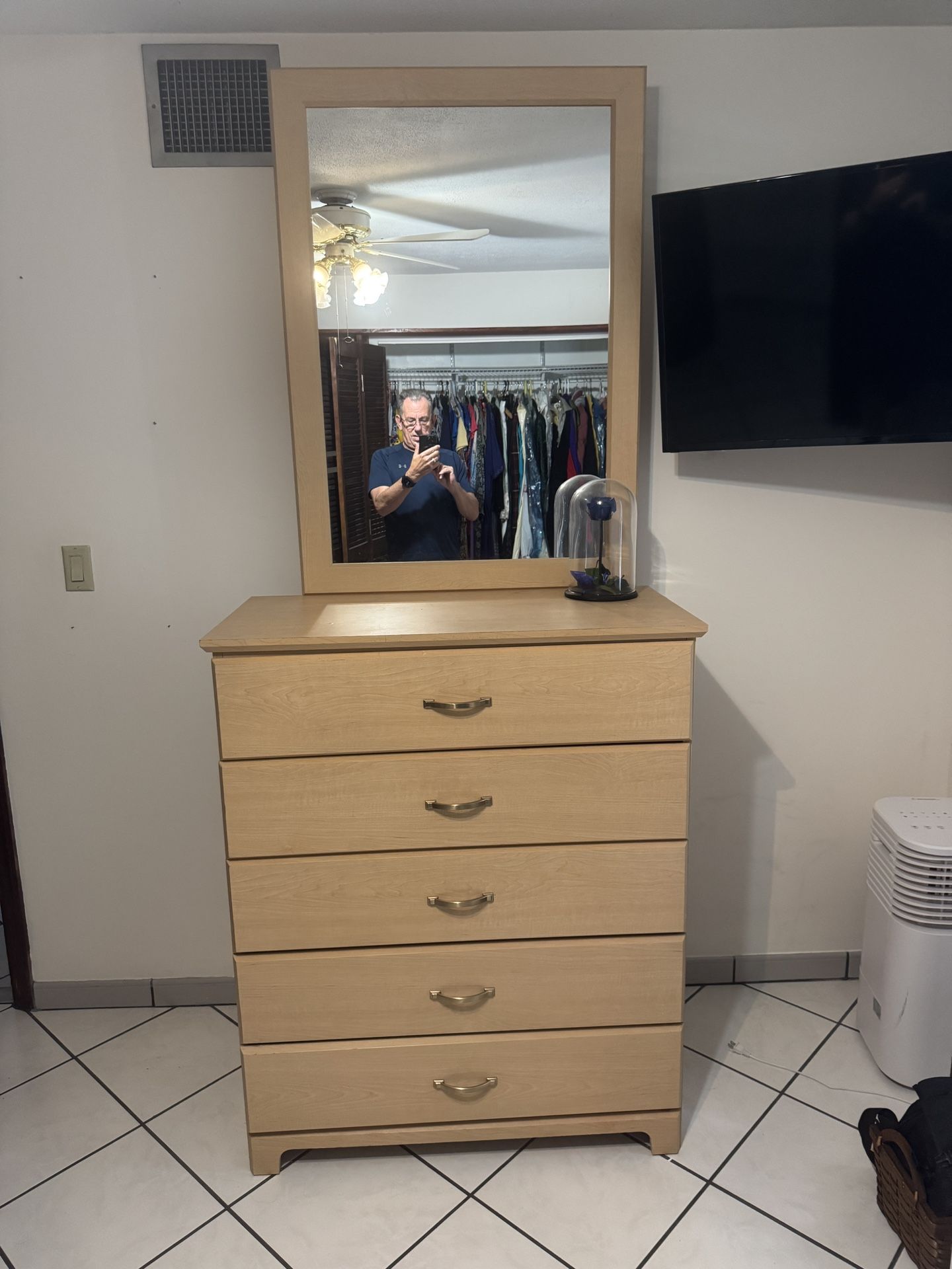 5 Drawer Dresser 37”L x 19”D x 90”H