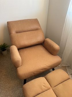 Recliner chair and ottoman set
