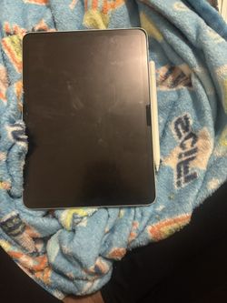 iPad Air And Apple Pencil