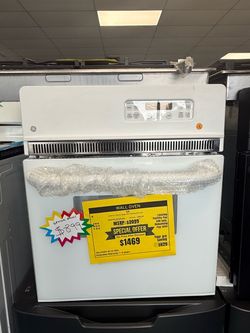 GE Single Electric Self-Cleaning Wall Oven