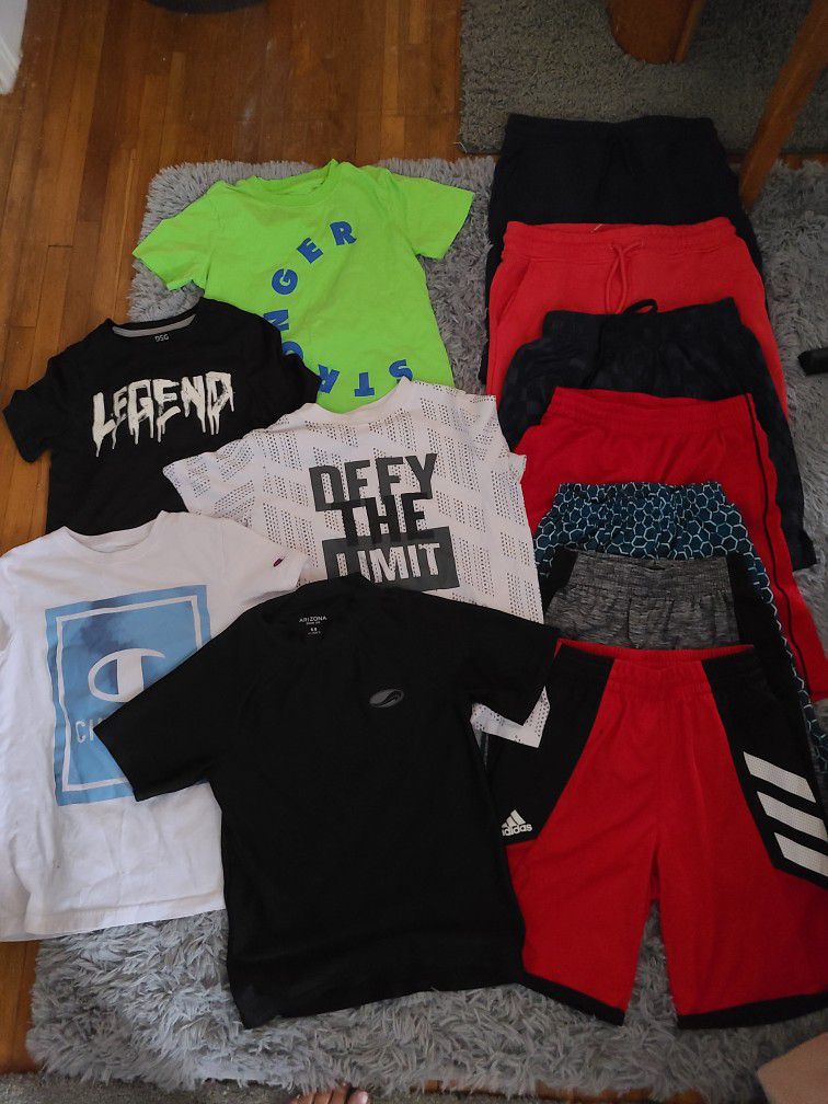 Boy's Clothing (various sizes and brands)