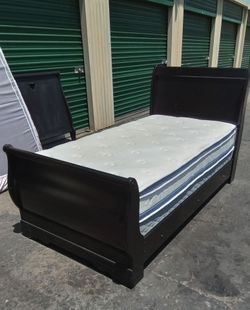 TWIN BED FRAME WITH BOX AND MATTRESS