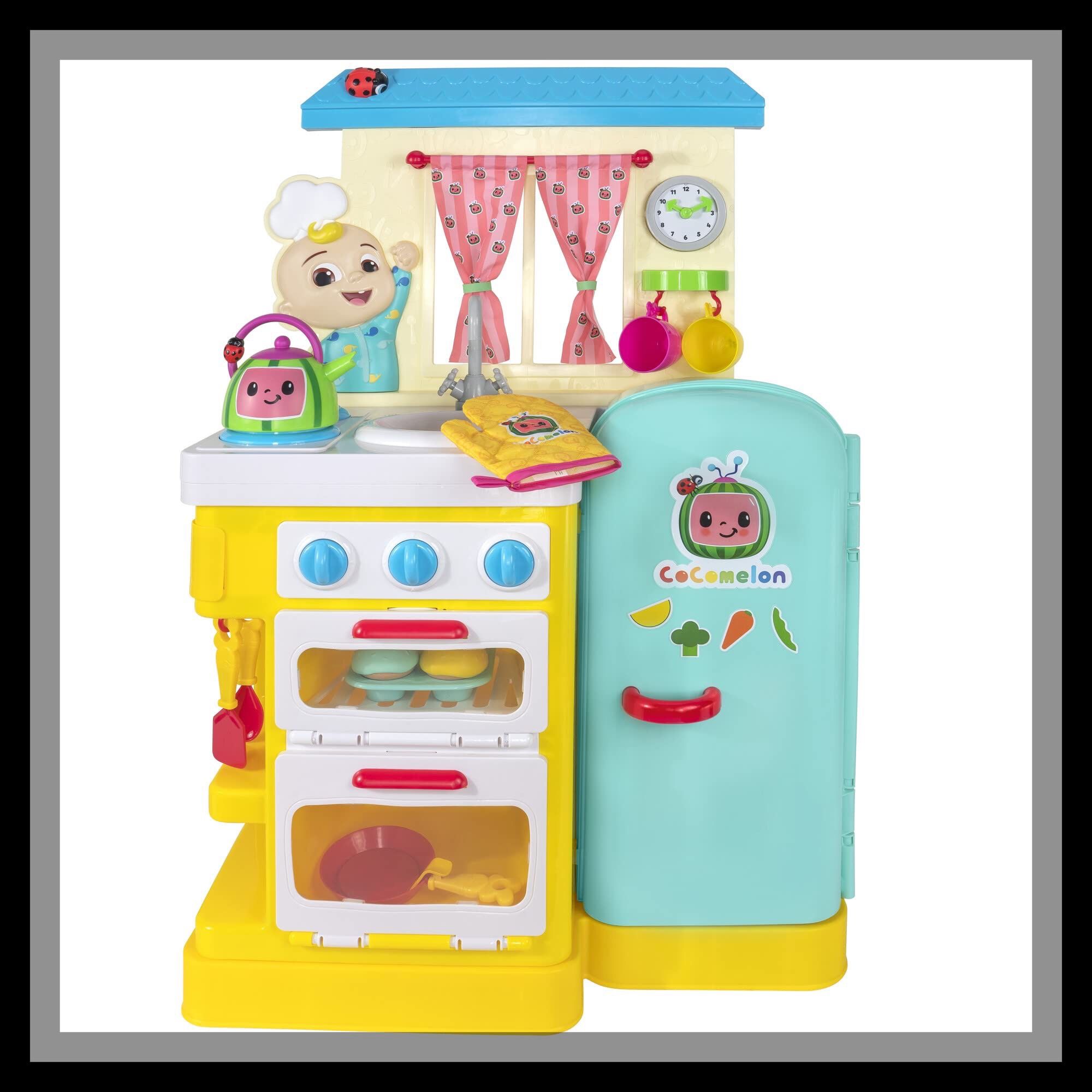 COCOMELON DELUXE FEATURE ROLEPLAY LITTLE KITCHEN(NEW)