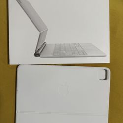 Apple White Magic Keyboard (for iPad Pro 11-inch - 3rd Generation and iPad Air - 4th Generation) - German  