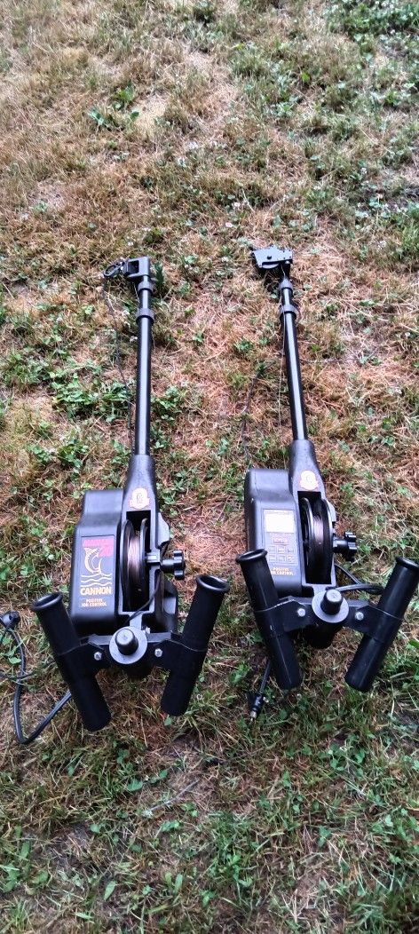 Cannon Electric Downriggers (2)