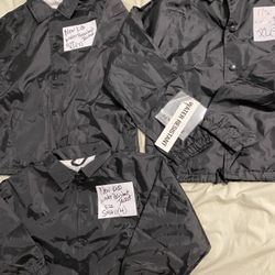 Kids water resistant jackets  2 size XL (7) selling $4 each , 1 size small (4) $4 Located Pharr Tex