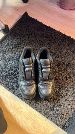 Nike Air Force 1 Triple Black Low Sneakers
