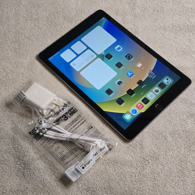 Apple iPad 5th Gen A1(contact info removed) 32GB 9.7" Space Gray WiFi or Cellular