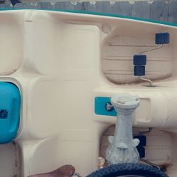 1peddle Boat 4 Seater