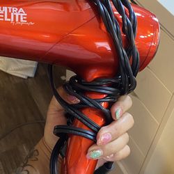 Blow Dryer And Small Hair straightener 
