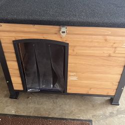 Dog/Pet House