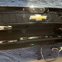 2025 High Country 2500 Tail Gate 