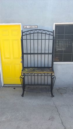 BAKERS RACK BLACK IRON PLANTS