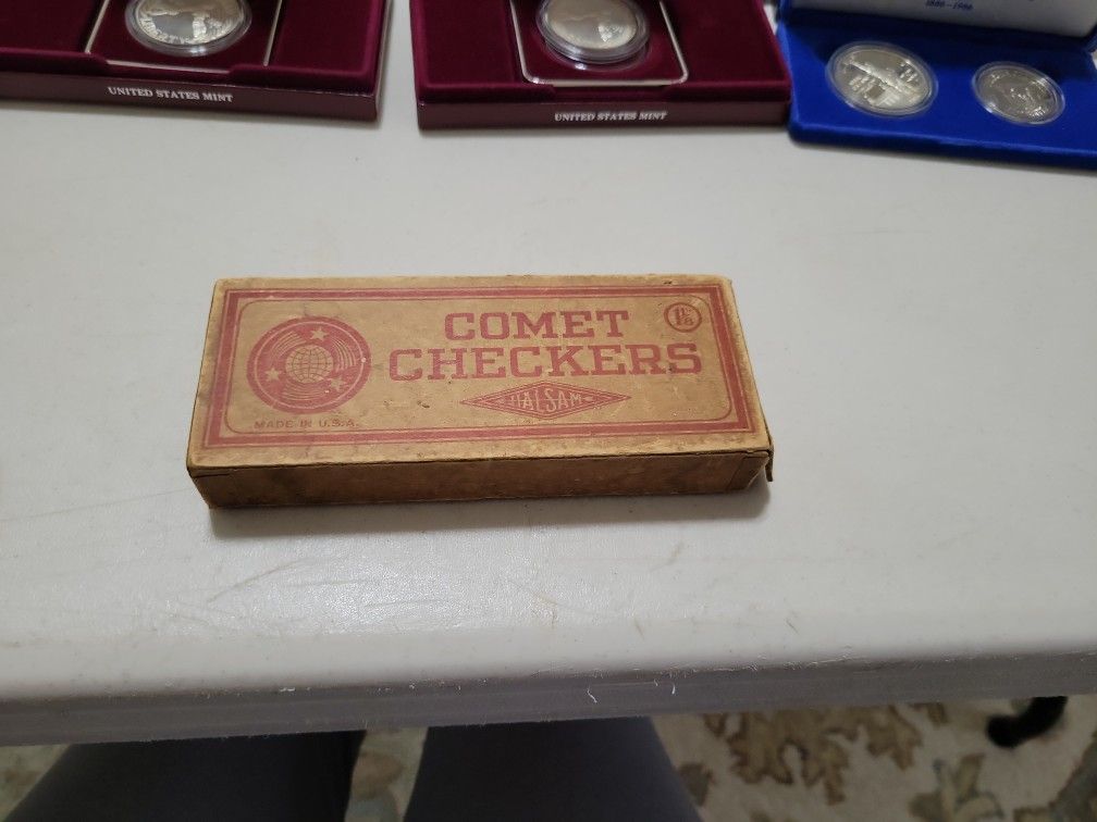 100 year old unused box of comet checkers