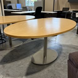 Oval Meeting Tables