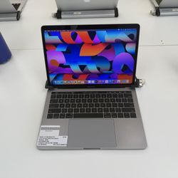 MacBook Pro 13 Inch **500GB SSD **16GB 