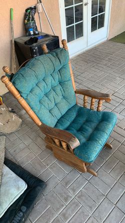 Rocking Chair w/ stool