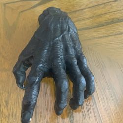 Halloween Gothic Witch’s Hand Statue 
