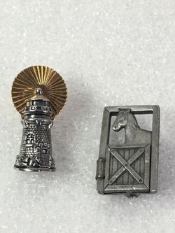 2 VINTAGE SILVER TONE BROOCH LOT