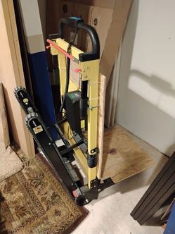 Stair climbing electric dolly, hand truck